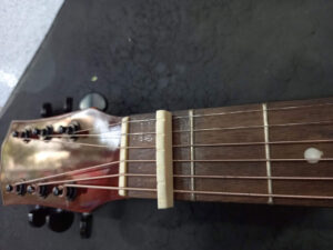 thay luoc guitar